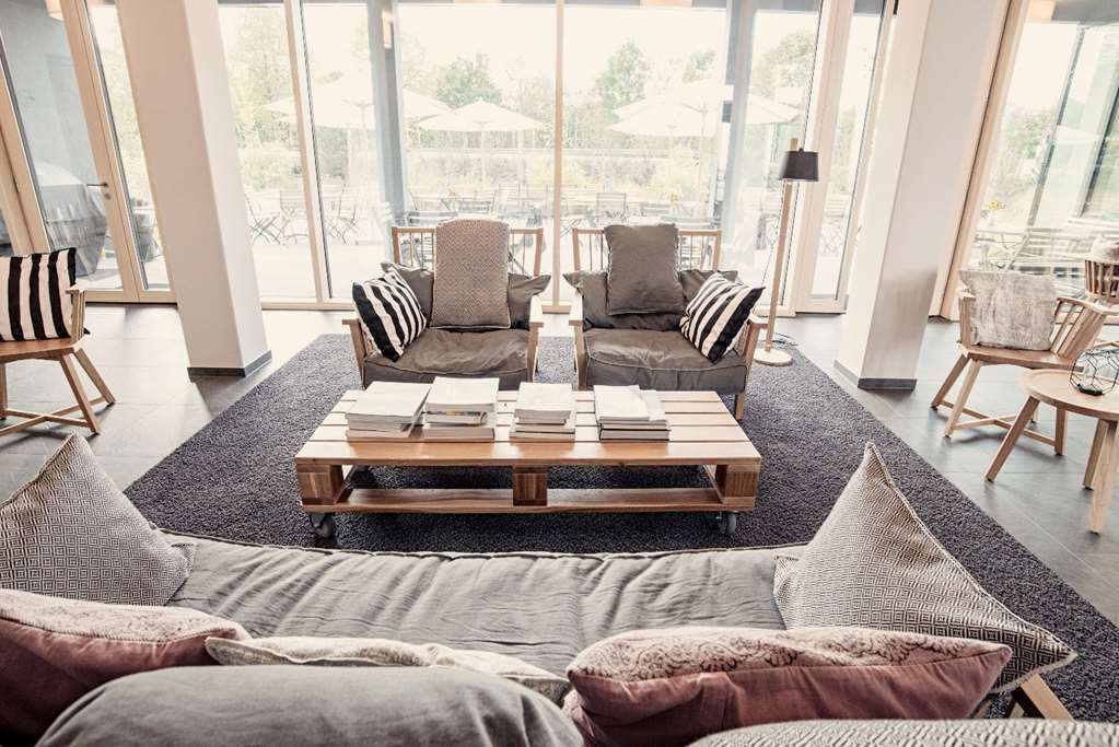 Bader Hotel Vaterstetten Beltér fotó